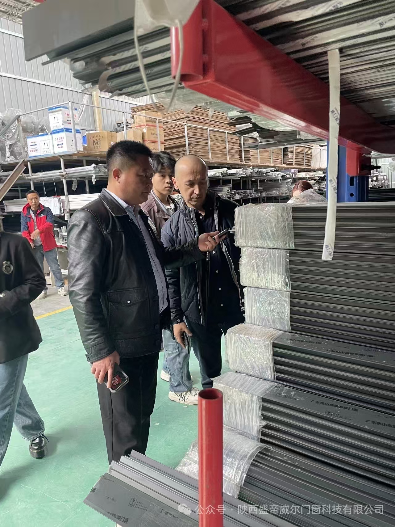 Узбекские бизнесмены посетили компанию Shengdiwei Windows and Doors, что способствовало дальнейшему расширению международной сети компании!